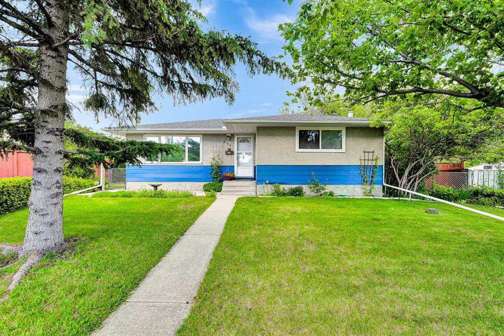244 Travis Place NE, Calgary, Alberta, T2K 3W4