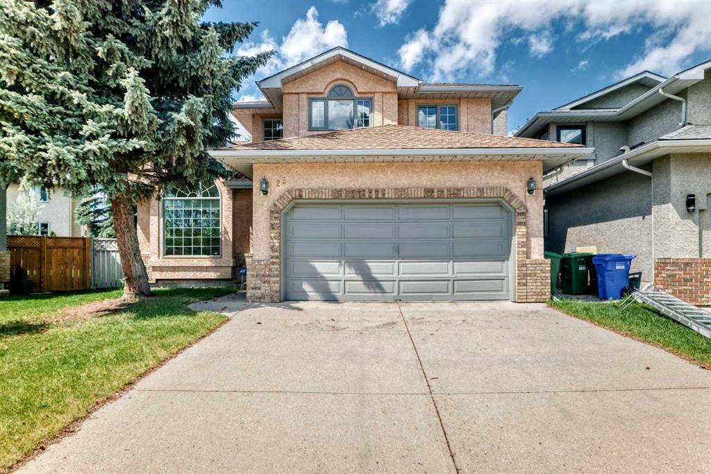 25 Silverstone Mews NW, Calgary, Alberta, T3B 5K8