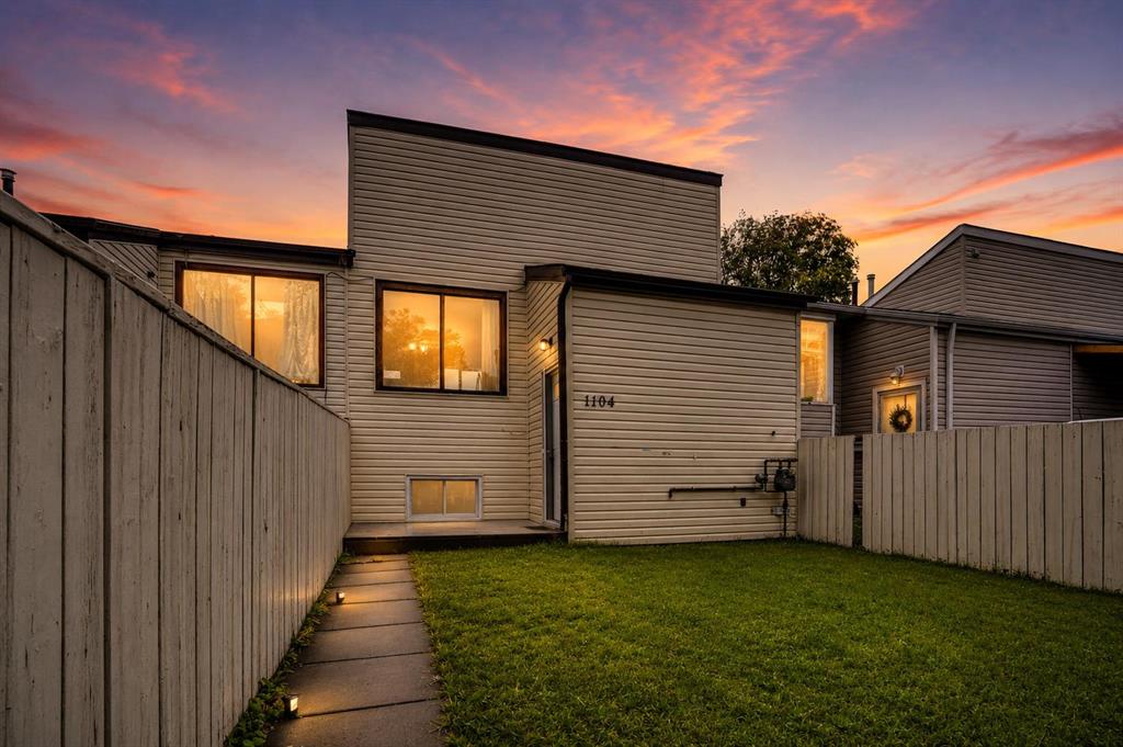 1104 53C Street SE, Calgary, Alberta, t2a1w4