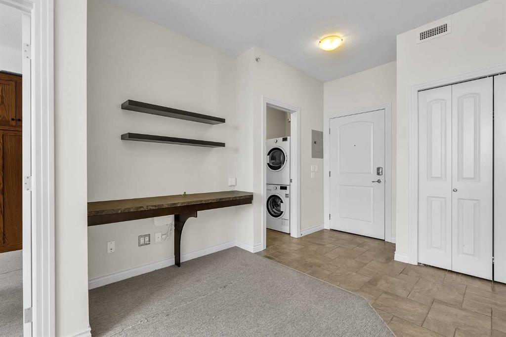 #415 26 Val Gardena View SW, Calgary, Alberta, T3H 2V9