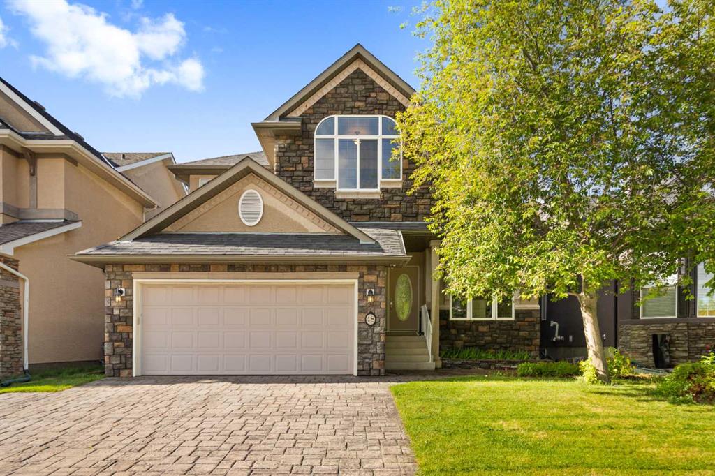 48 Strathlea Close SW, Calgary, Alberta, T3H 5C6