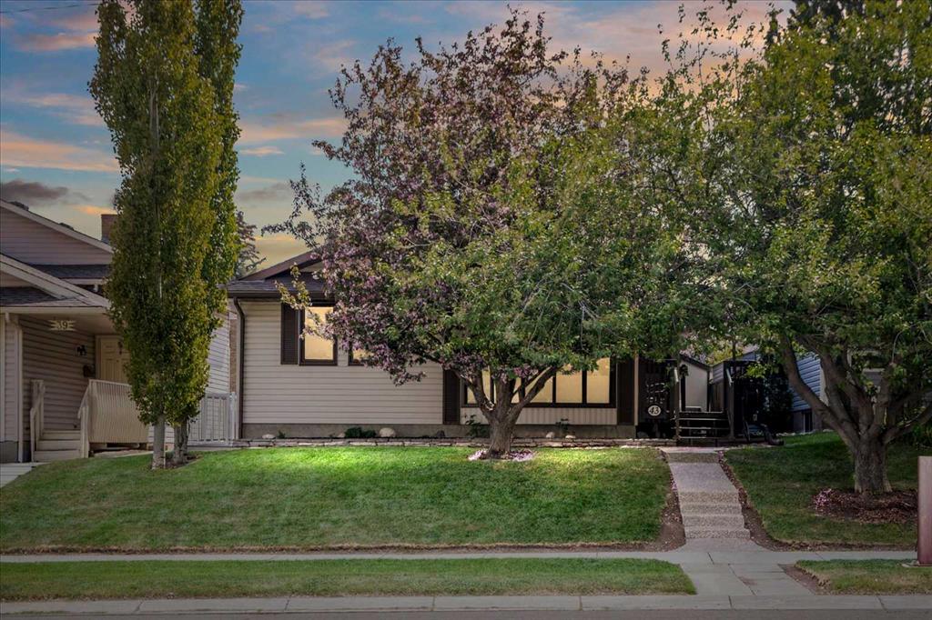 43 Scenic Acres Drive NW, Calgary, Alberta, T3L 1A2