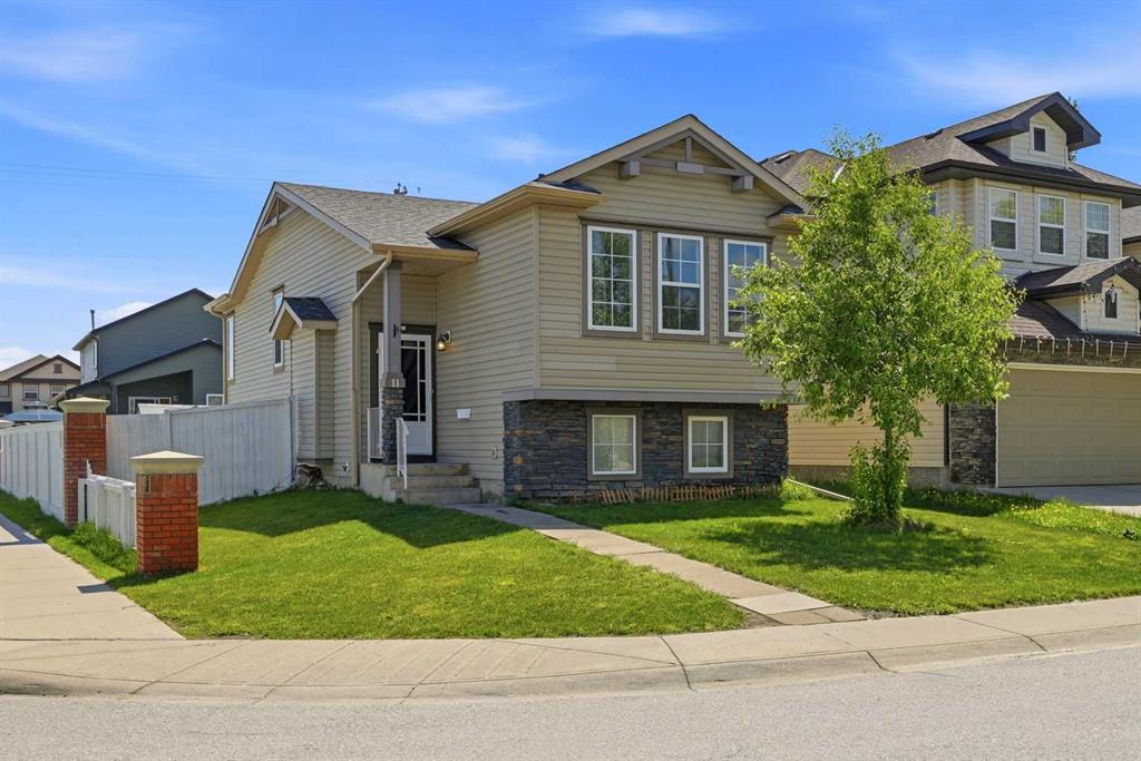 11 Covecreek Close NE, Calgary, Alberta, T3K 0J5