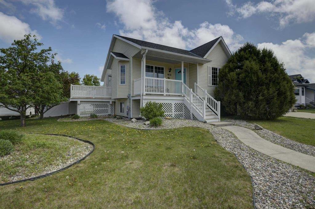 1625 15A Street, Didsbury, Alberta, T0M 0W0