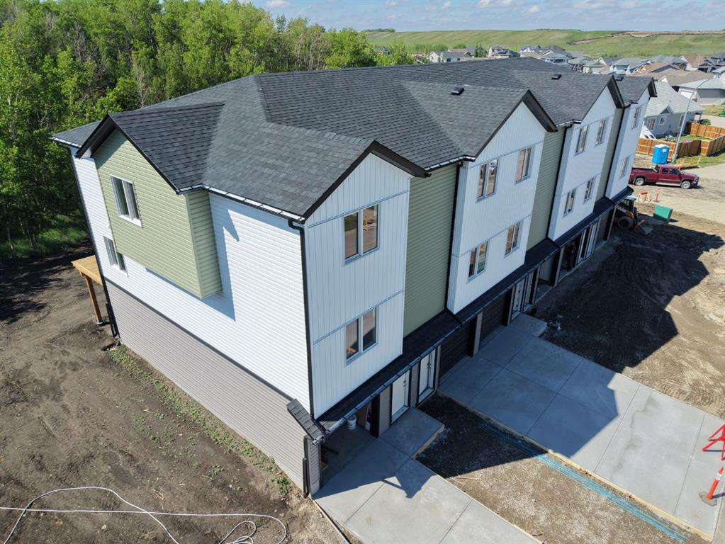 #1 6 10 Valarosa Park, Didsbury, Alberta, T0M0W0