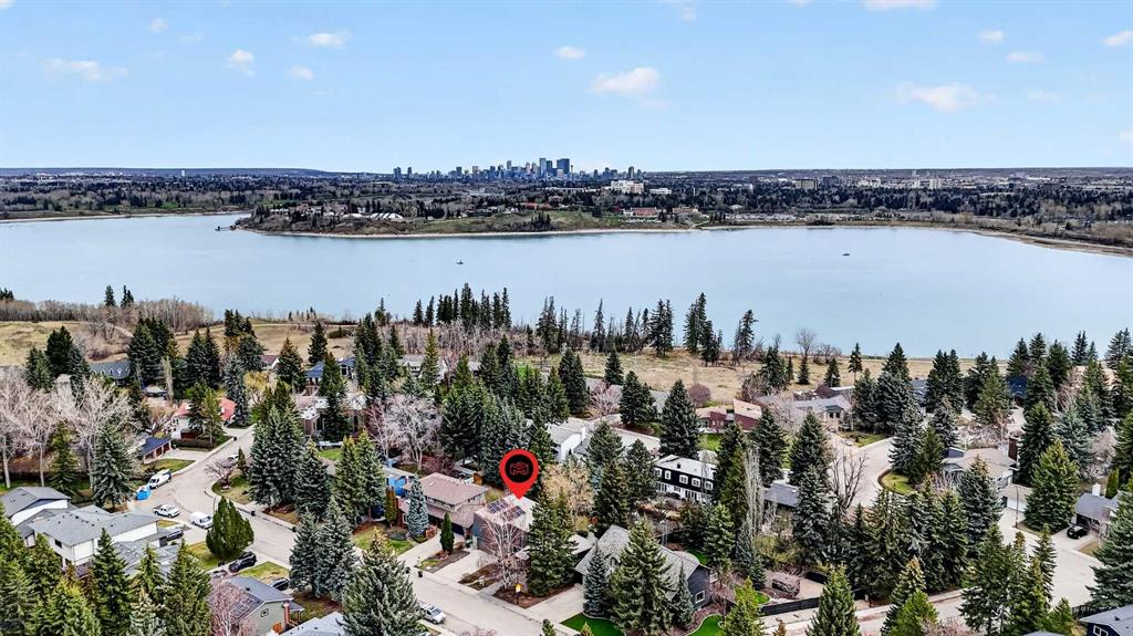 8932 Baylor Crescent SW, Calgary, Alberta, T2V 3N4