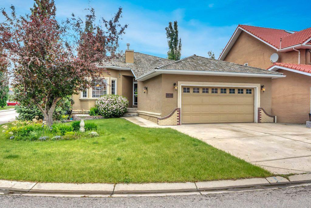 199 Lakeside Greens Court, Chestermere, Alberta, T1X 1C7