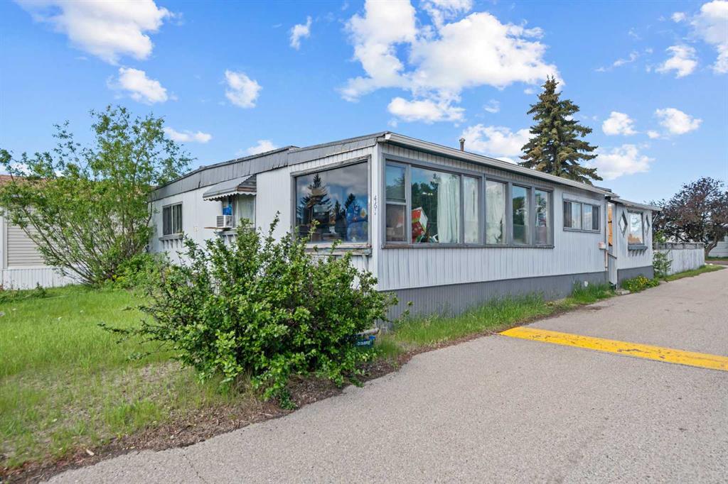 #461 3223 83 Street NW, Calgary, Alberta, T3B 5P3
