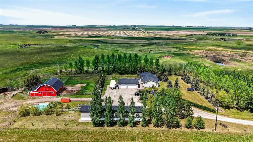254052 21 Highway, Rural Wheatland County, Alberta, T1P 0K7
