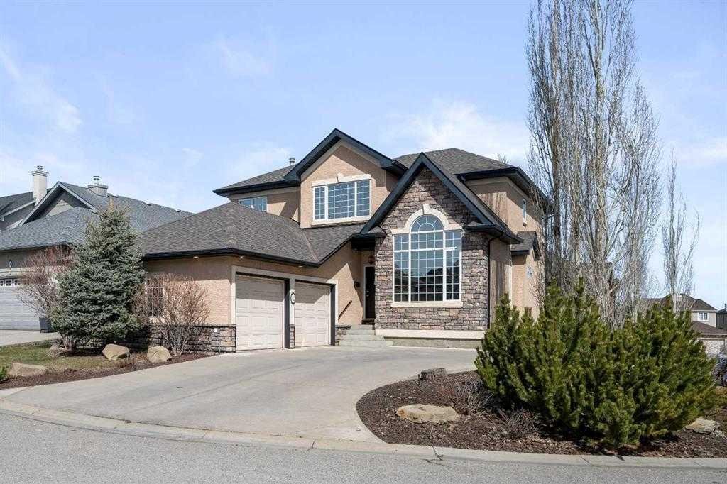 32 Evercreek Bluffs Crescent SW, Calgary, Alberta, T2Y 4P3