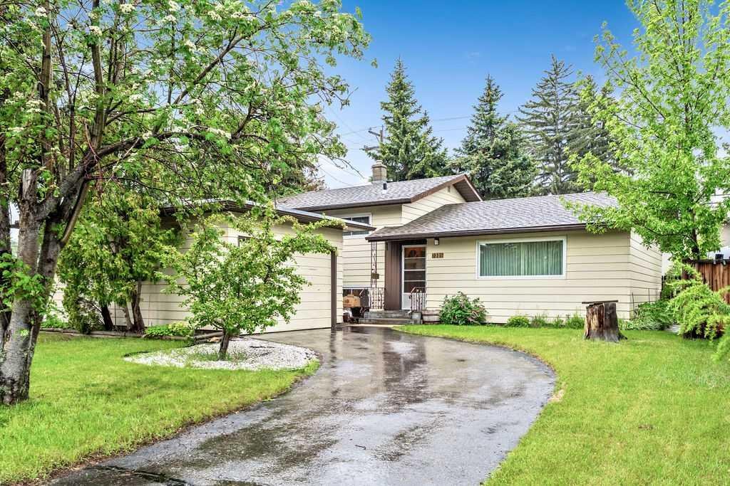 7315 5 Street SW, Calgary, Alberta, T2V 1B4