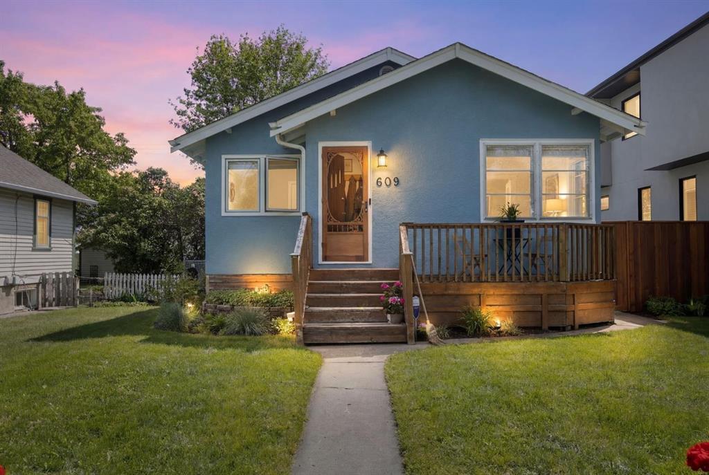 609 9 Avenue NE, Calgary, Alberta, T2E 0W4