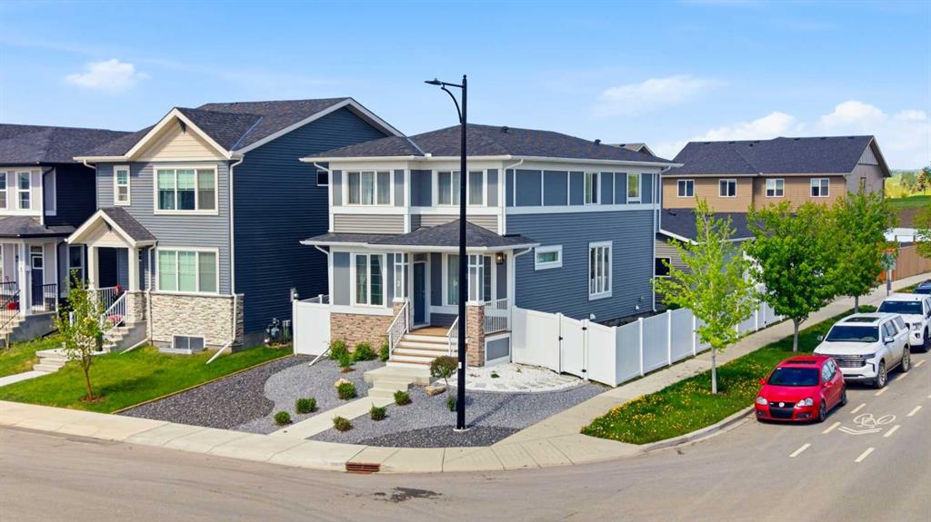 2 Birch Glen, Okotoks, Alberta, T1S 5S9