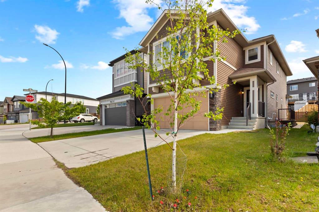 249 Lucas Crescent NW, Calgary, Alberta, T3P 1M8
