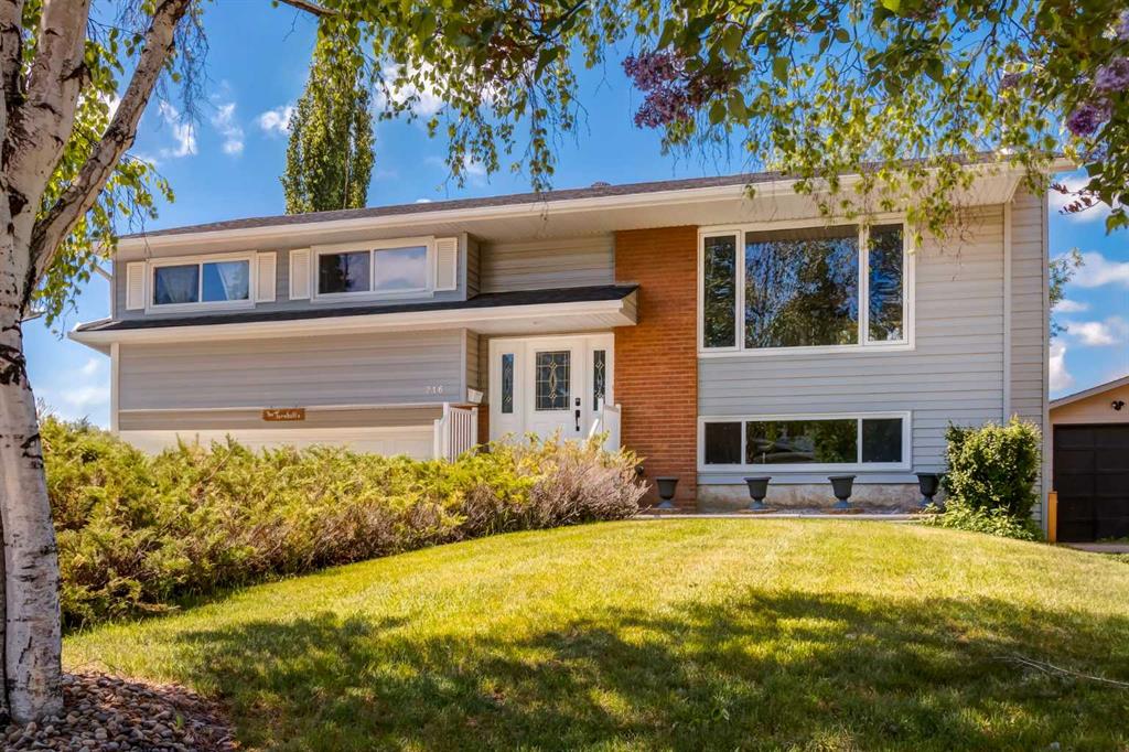 216 Cannington Place SW, Calgary, Alberta, T2W 1Z8