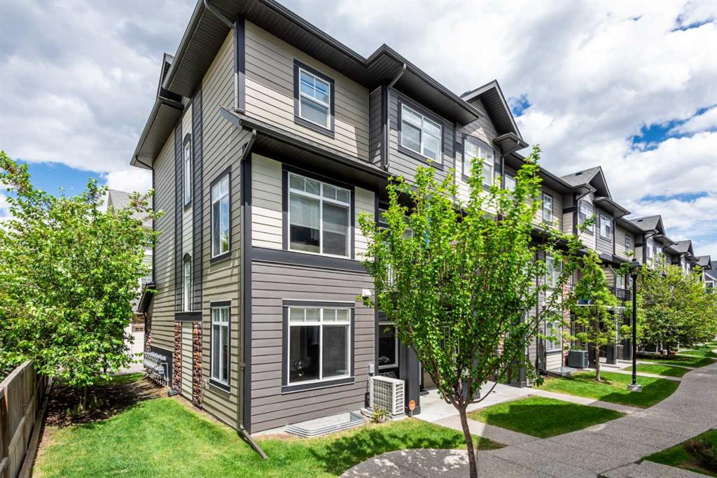 219 Wentworth Row SW, Calgary, Alberta, T3H 1Y1
