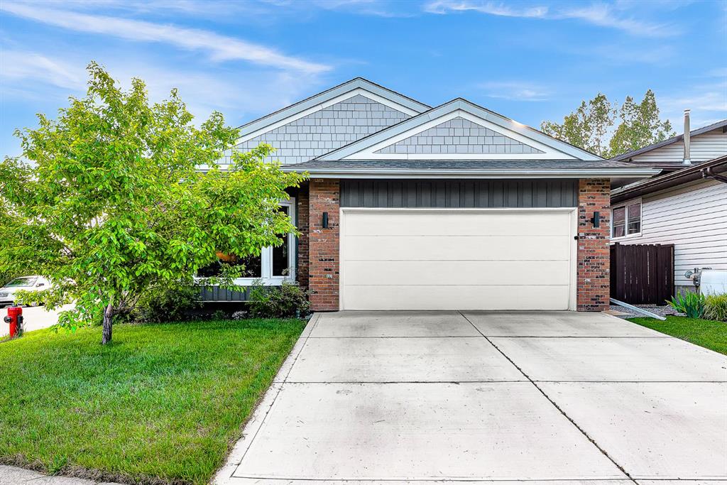 120 Woodbrook Close SW, Calgary, Alberta, T2W4E9