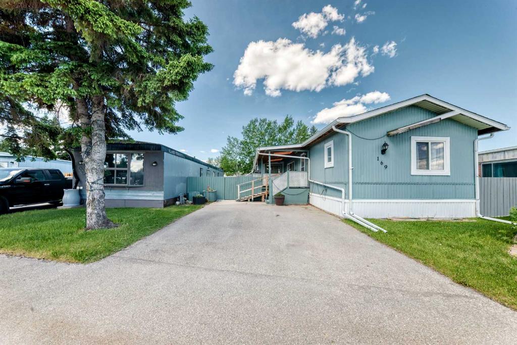 #169 6724 17 Avenue SE, Calgary, Alberta, T2A 0W5