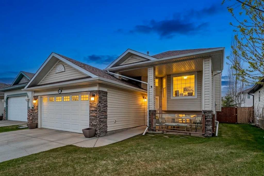 285 West Creek Springs, Chestermere, Alberta, T1Y 1N7