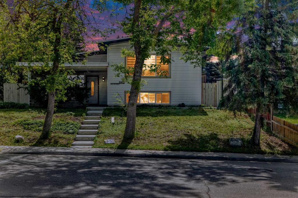 5912 Dalton Drive NW, Calgary, Alberta, T3A 1C6