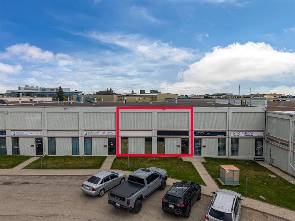 #13 2219 35 Avenue NE, Calgary, Alberta, T2E6W3