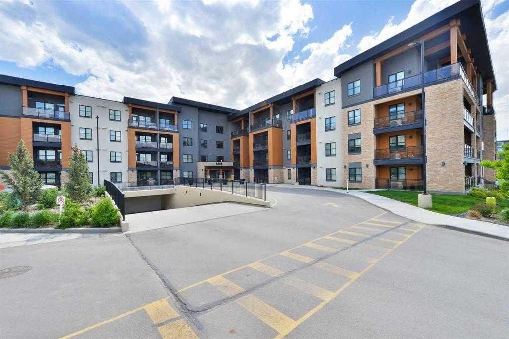 #302 8355 19 Avenue SW, Calgary, Alberta, T3H 6G3