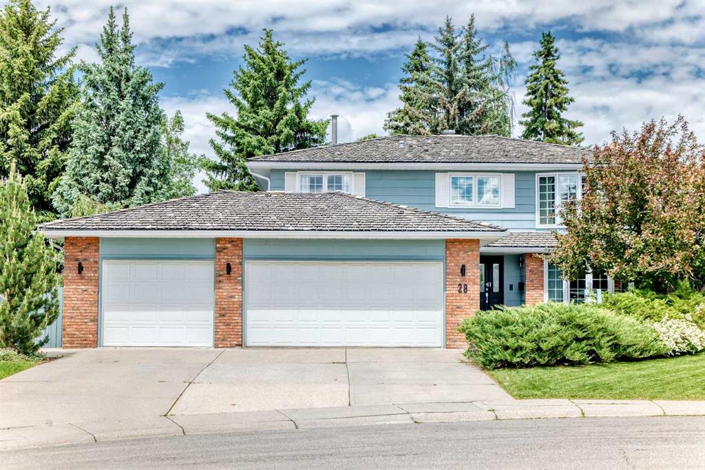 28 Woodmont Place SW, Calgary, Alberta, T2W 4N3