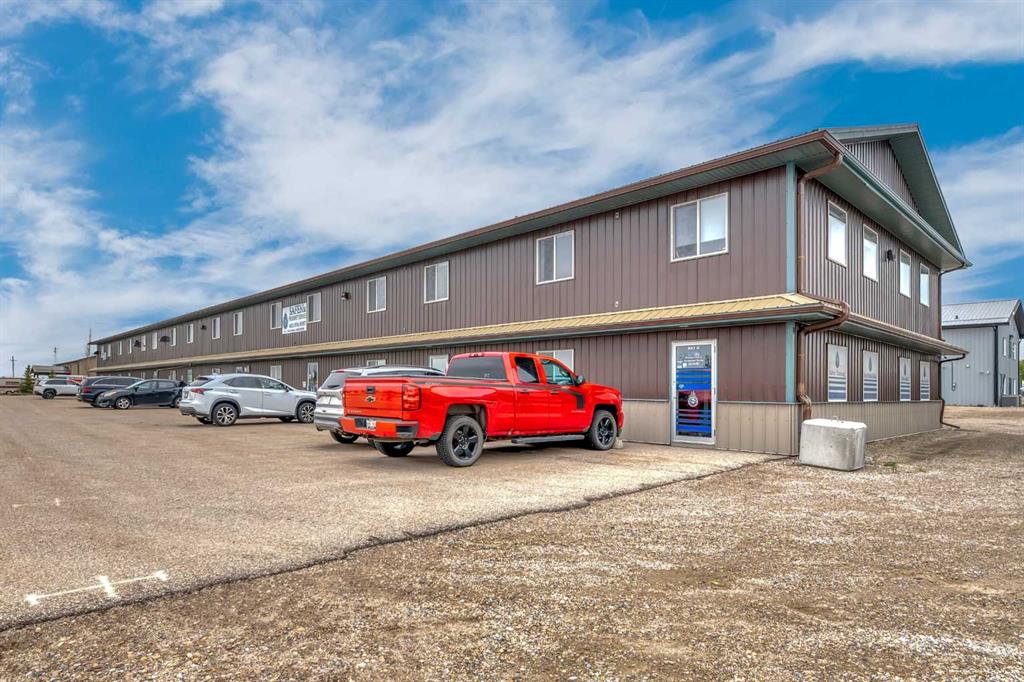 #Unit H 130 Canal Gardens, Strathmore, Alberta, T1P 1Y4