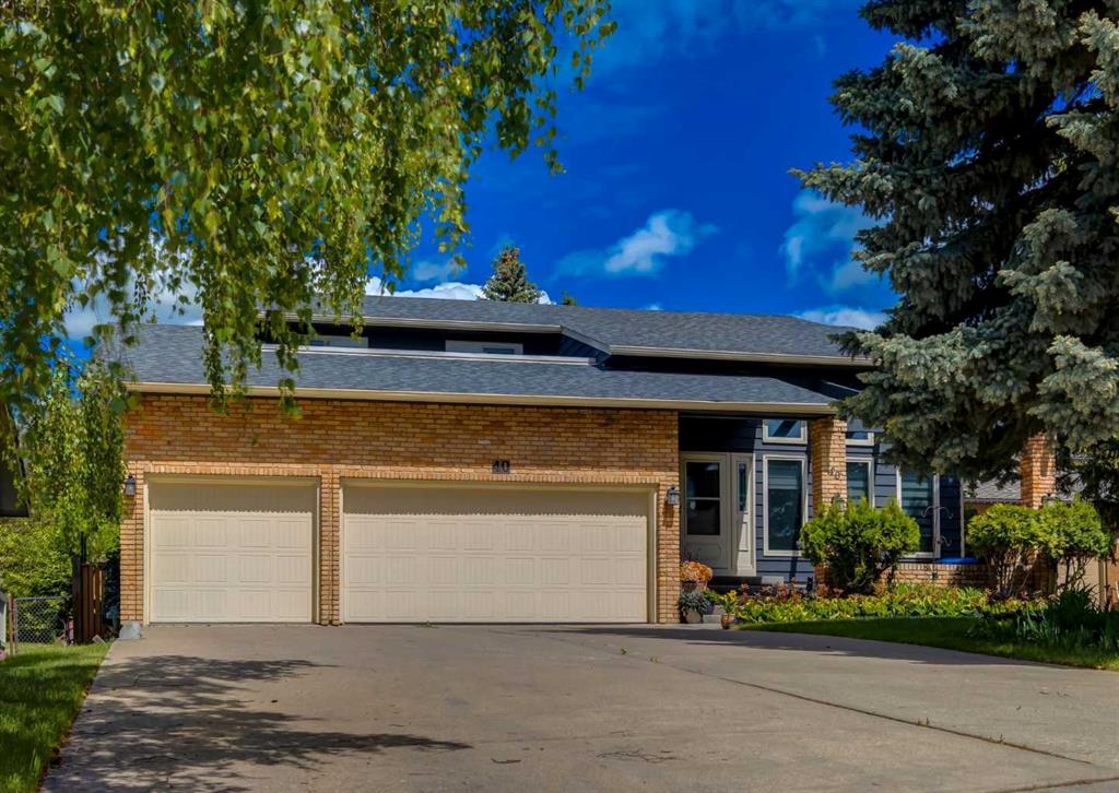 40 Edgemont Court NW, Calgary, Alberta, T3A 2N3