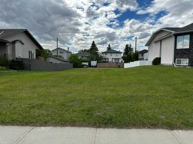 336 Parkview Estates, Strathmore, Alberta, T1P 1K8