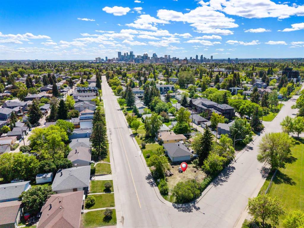 2747 Morley Trail NW, Calgary, Alberta, T2M 4G7