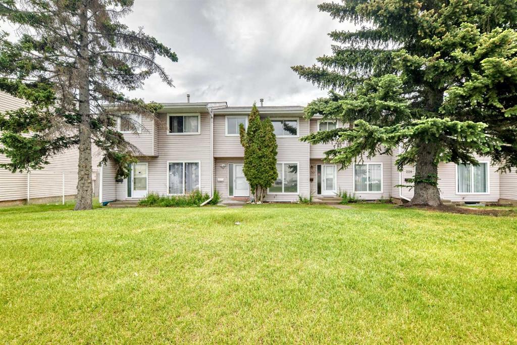 232 Marlborough Way NE, Calgary, Alberta, T2A 6R9