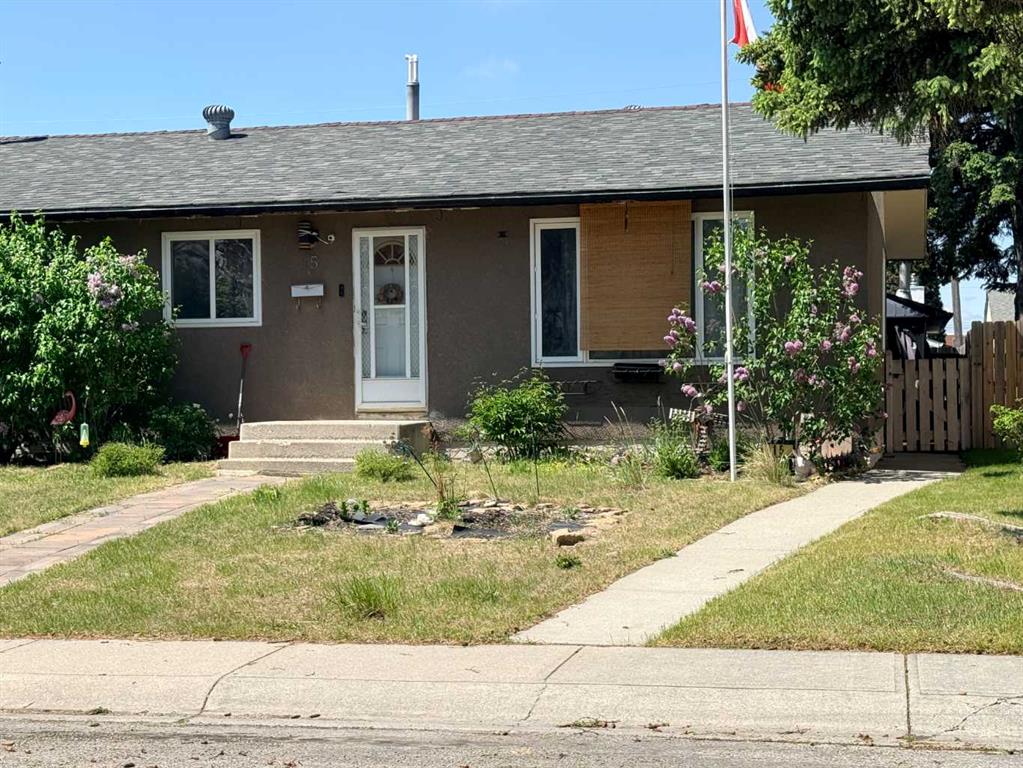 15 Mardale Crescent NE, Calgary, Alberta, T2A 3V4