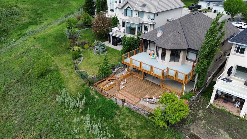 121 Edgeridge Park NW, Calgary, Alberta, T3A 6B1