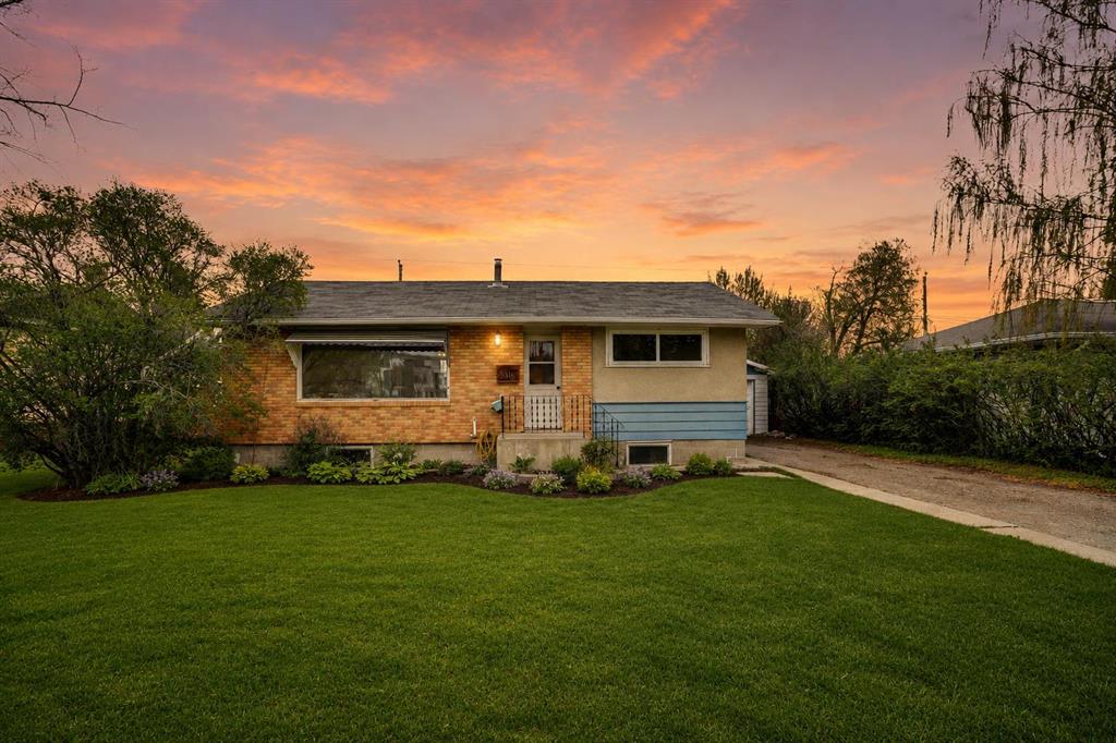 8316 43 Avenue NW, Calgary, Alberta, T3B 1X9
