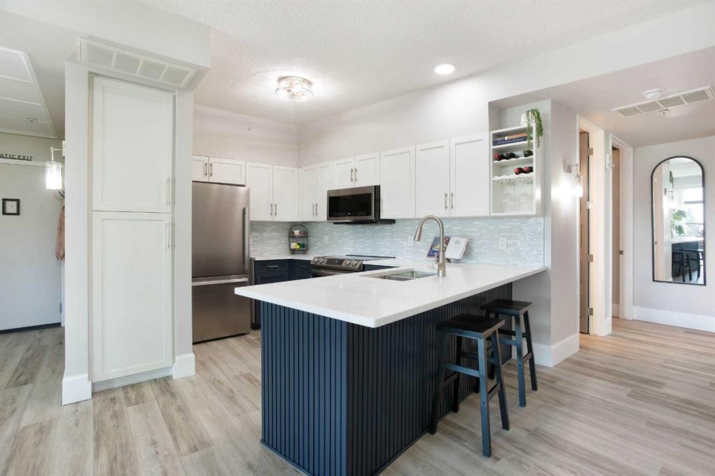 #201 205 Riverfront Avenue SW, Calgary, Alberta, T2P 5K4