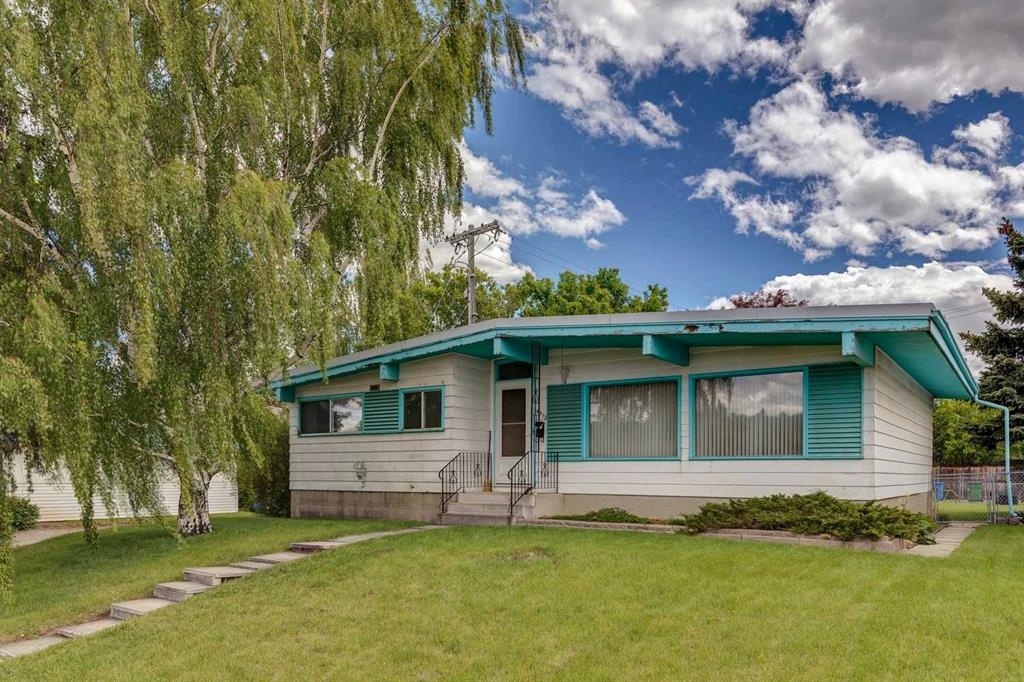 4312 40 Street NW, Calgary, Alberta, T3A 0H6