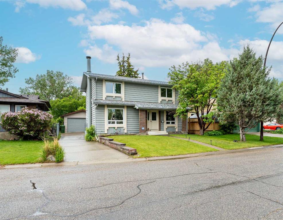 332 Deer Run Crescent SE, Calgary, Alberta, T2J 5N5