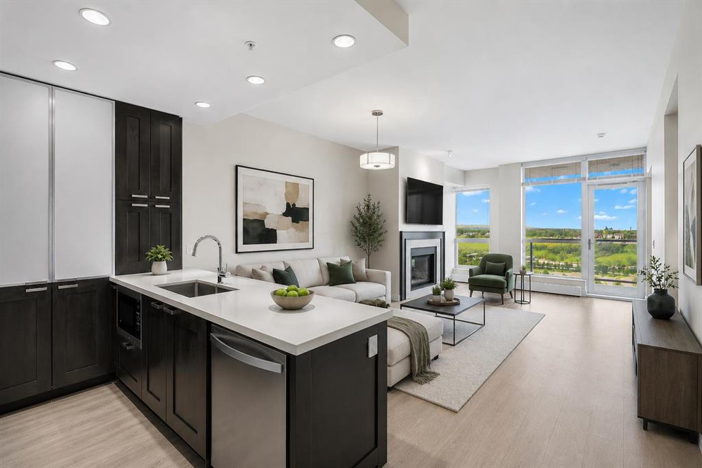 #1712 222 Riverfront Avenue SW, Calgary, Alberta, T2P 0X2