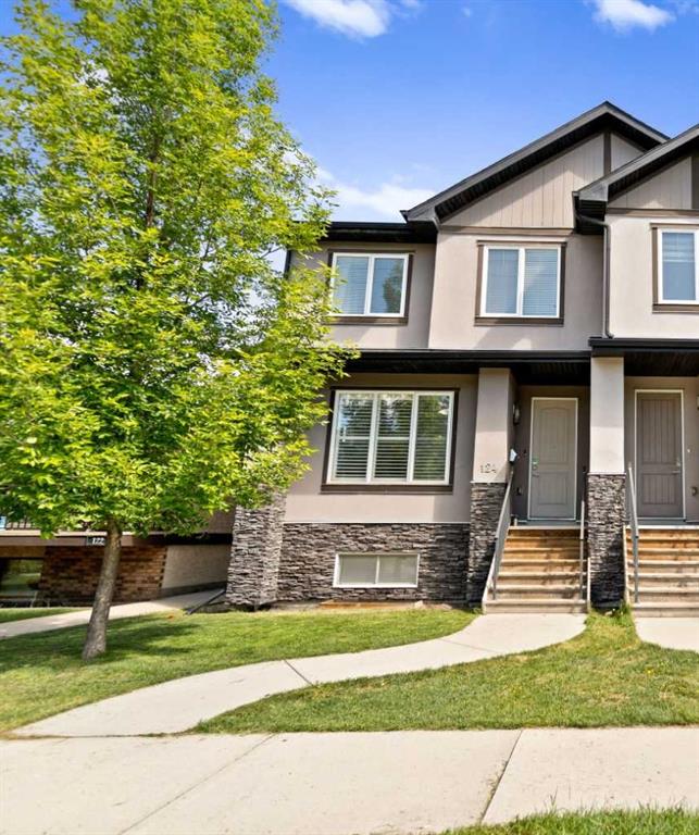 124 25 Avenue NE, Calgary, Alberta, T2X 1X8