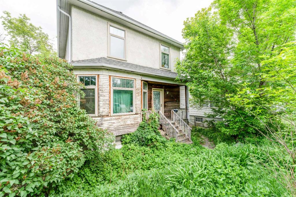 2108 8 Street SE, Calgary, Alberta, T2G 3A2