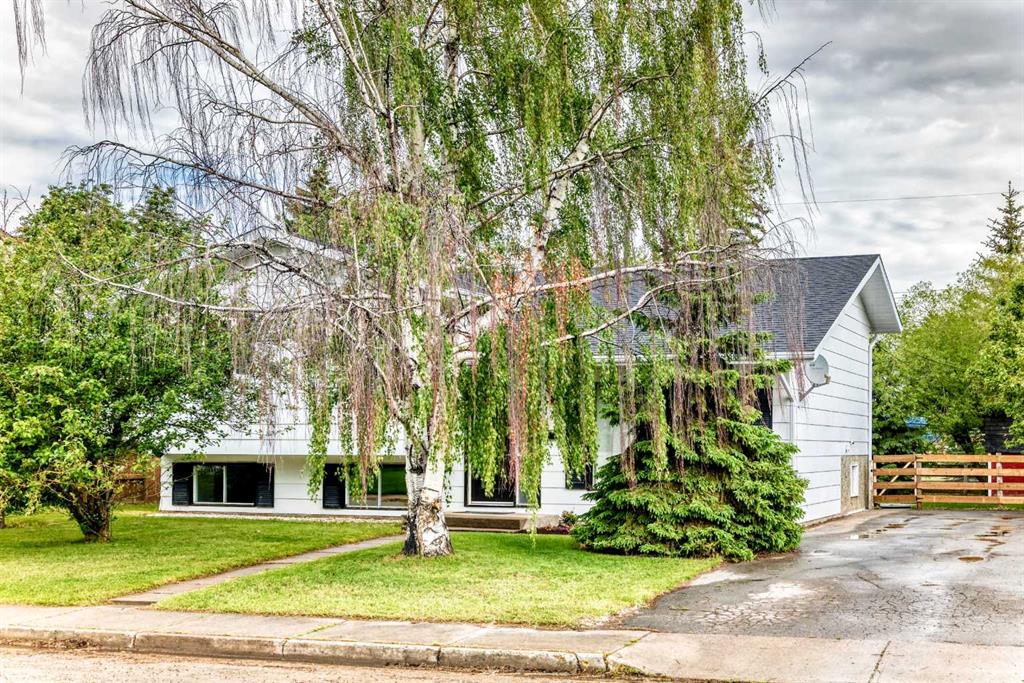5606 51 Street, Olds, Alberta, T4H 1H9