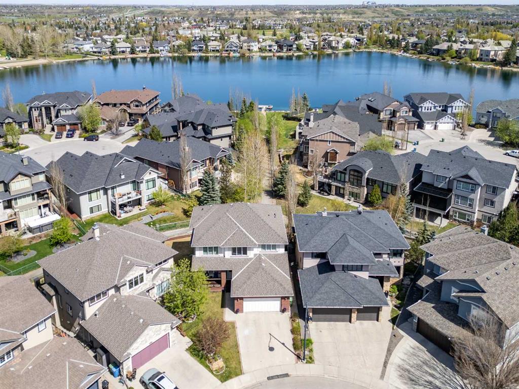 222 Chapala Point SE, Calgary, Alberta, T2X 3W9