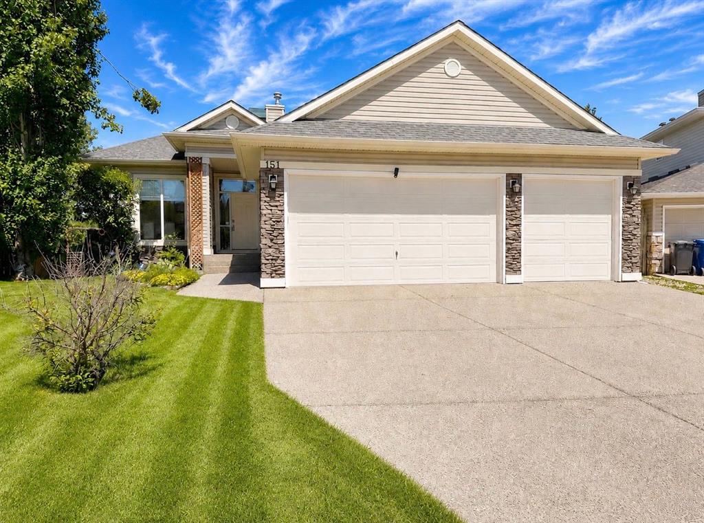 151 Hawkmere View, Chestermere, Alberta, T1X 1T8