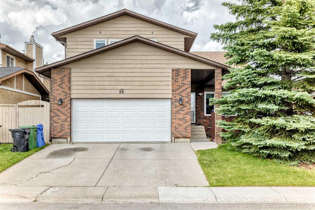 88 Castlefall Way NE, Calgary, Alberta, T3J1M7