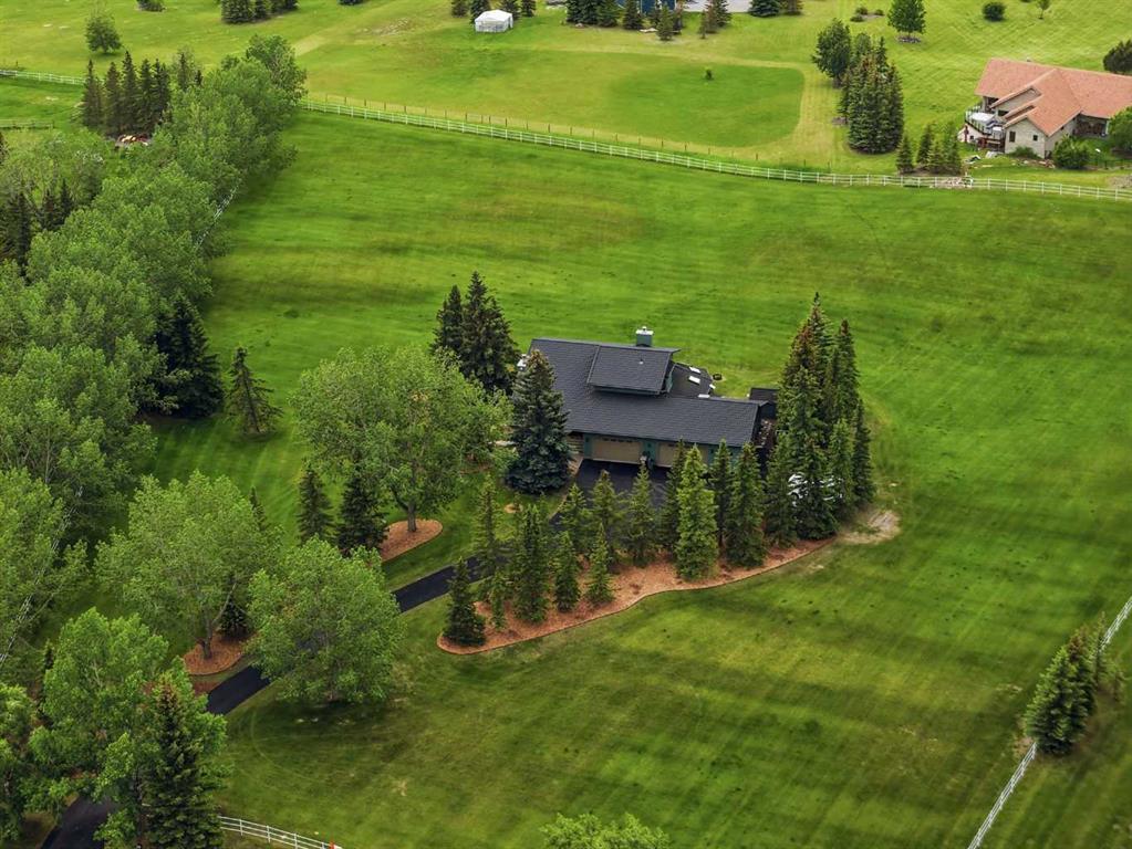 39 Calling Horse Estates, Rural Rocky View County, Alberta, T3Z 1H4