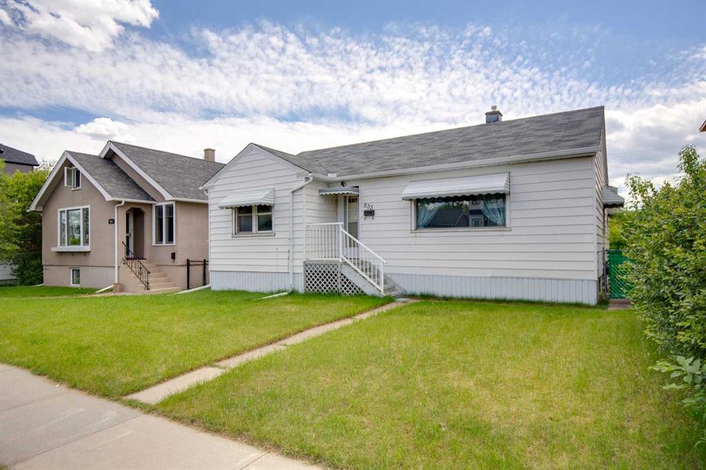 833 20 Avenue NW, Calgary, Alberta, T2M 1E4