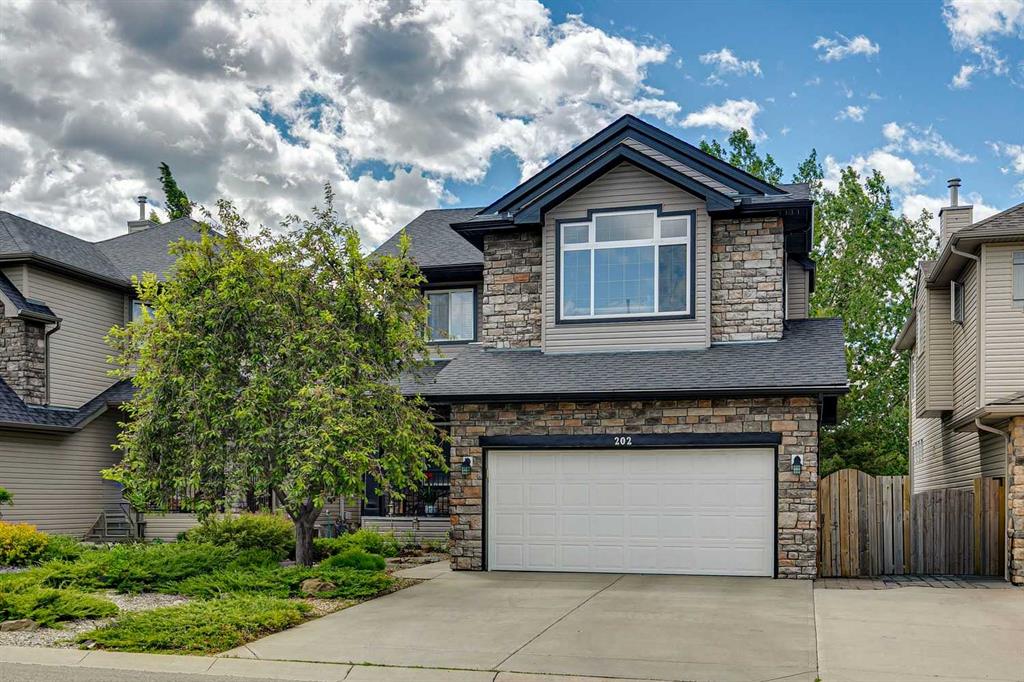202 Crystal Green Place, Okotoks, Alberta, T1S 2N4
