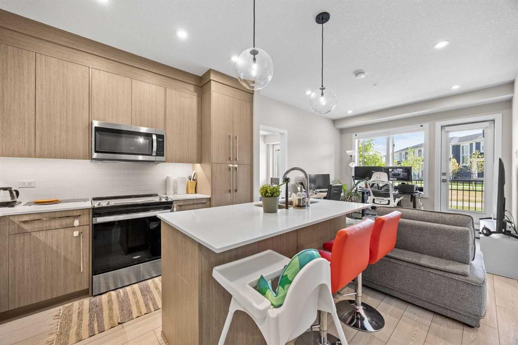 #1109 395 Skyview Parkway NE, Calgary, Alberta, T3N 1Z4