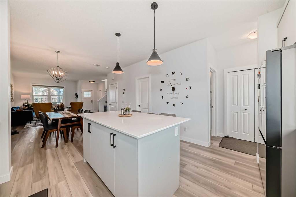 114 Midgrove SW, Airdrie, Alberta, T4B 5H2